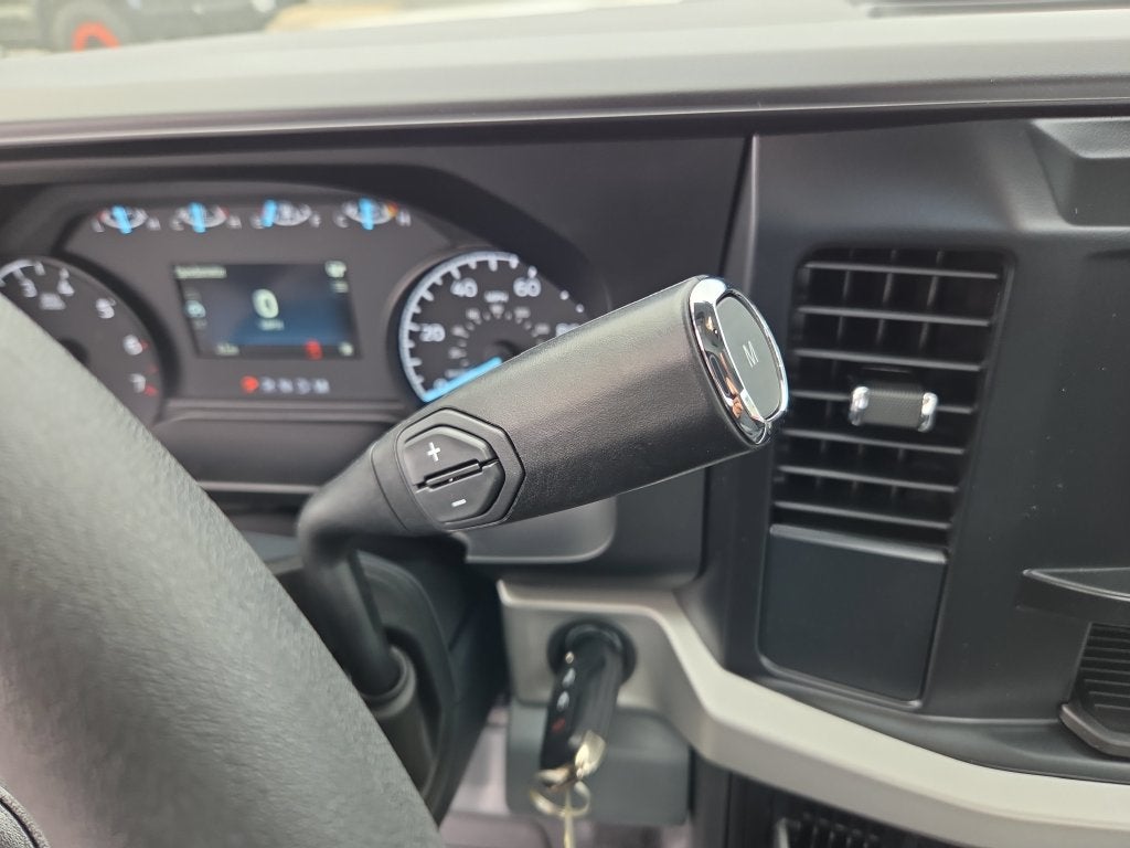 2027 Ford F-350SD XL