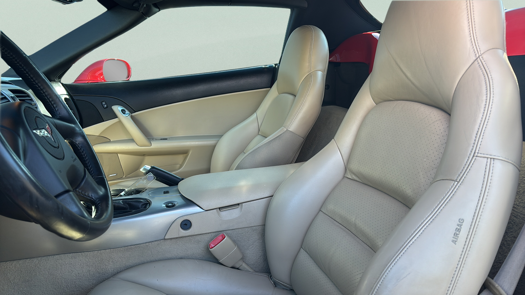 2005 Chevrolet Corvette Base