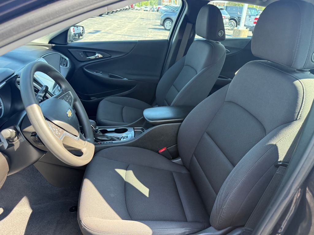 2023 Chevrolet Malibu LS 1LS