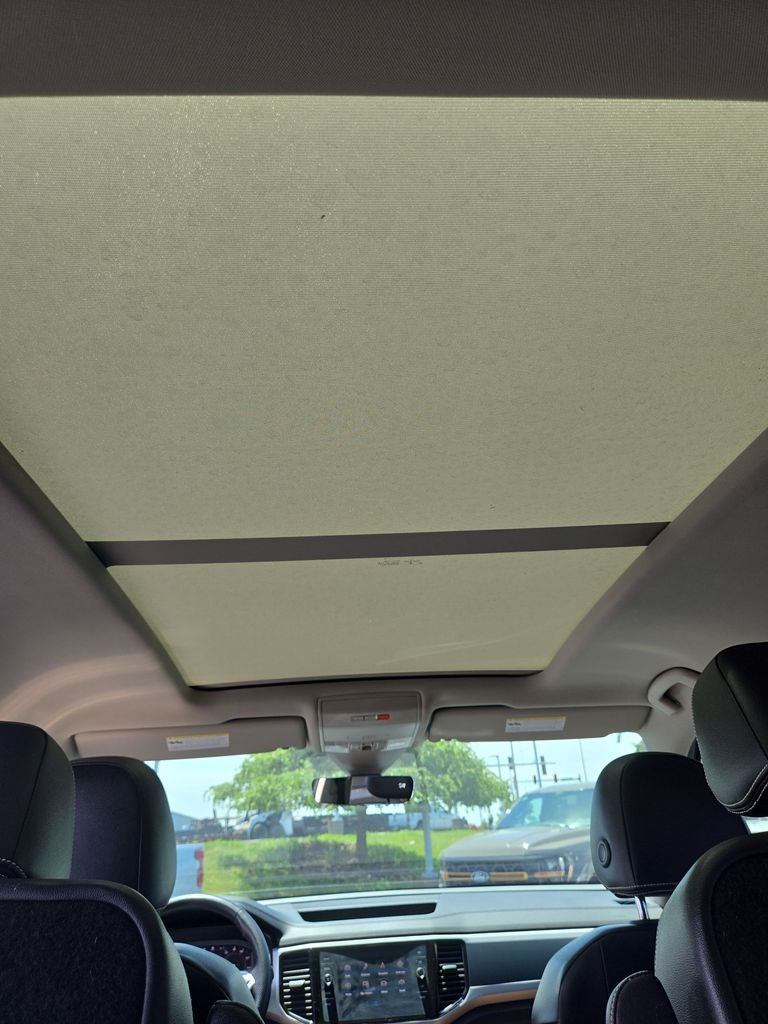2022 Volkswagen Atlas 3.6L V6 SEL Premium R-Line
