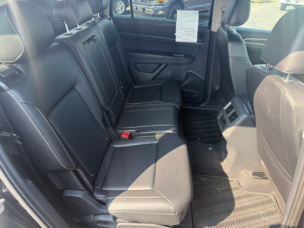 2021 Volkswagen Atlas 3.6L V6 SE w/Technology