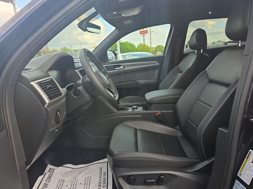 2022 Volkswagen Atlas Cross Sport 3.6L V6 SE w/Technology