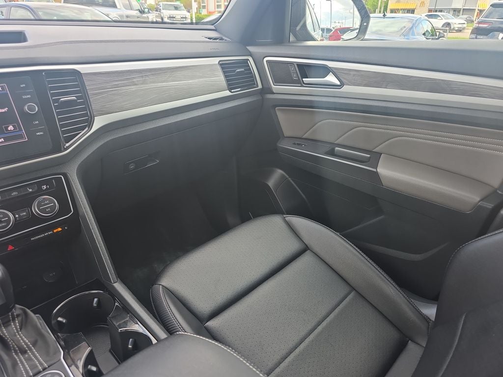 2022 Volkswagen Atlas Cross Sport 3.6L V6 SE w/Technology