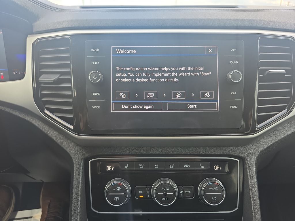 2022 Volkswagen Atlas Cross Sport 3.6L V6 SE w/Technology