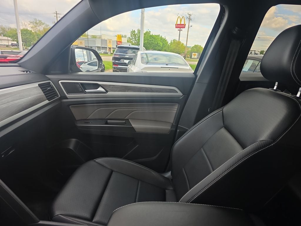 2022 Volkswagen Atlas Cross Sport 3.6L V6 SE w/Technology