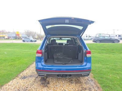 2025 Volkswagen Atlas 2.0T SE w/Technology