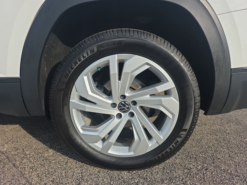 2021 Volkswagen Atlas 3.6L V6 SE w/Technology