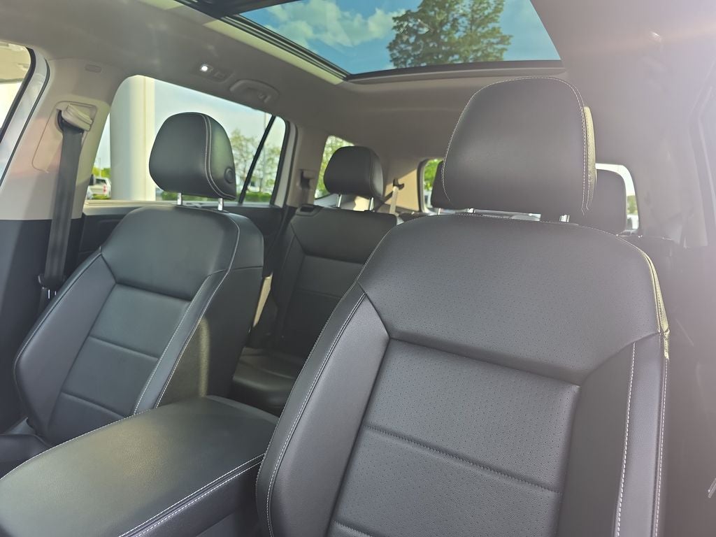 2021 Volkswagen Atlas 3.6L V6 SE w/Technology