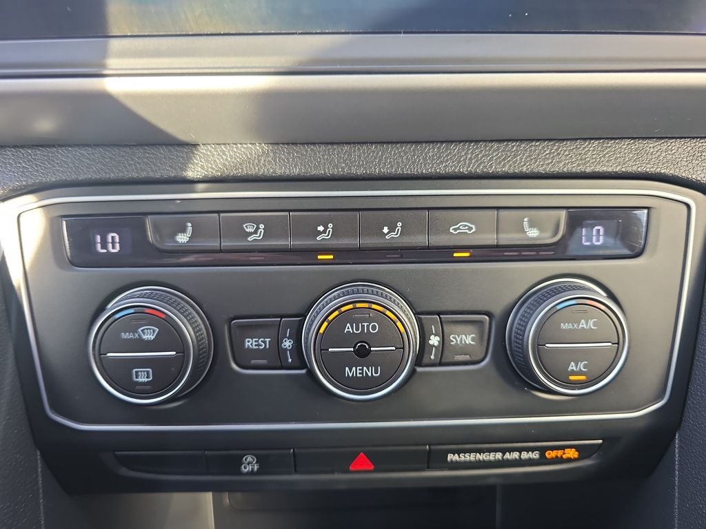 2021 Volkswagen Atlas 3.6L V6 SE w/Technology
