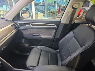 2021 Volkswagen Atlas 3.6L V6 SE w/Technology