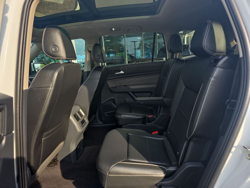 2021 Volkswagen Atlas 3.6L V6 SE w/Technology