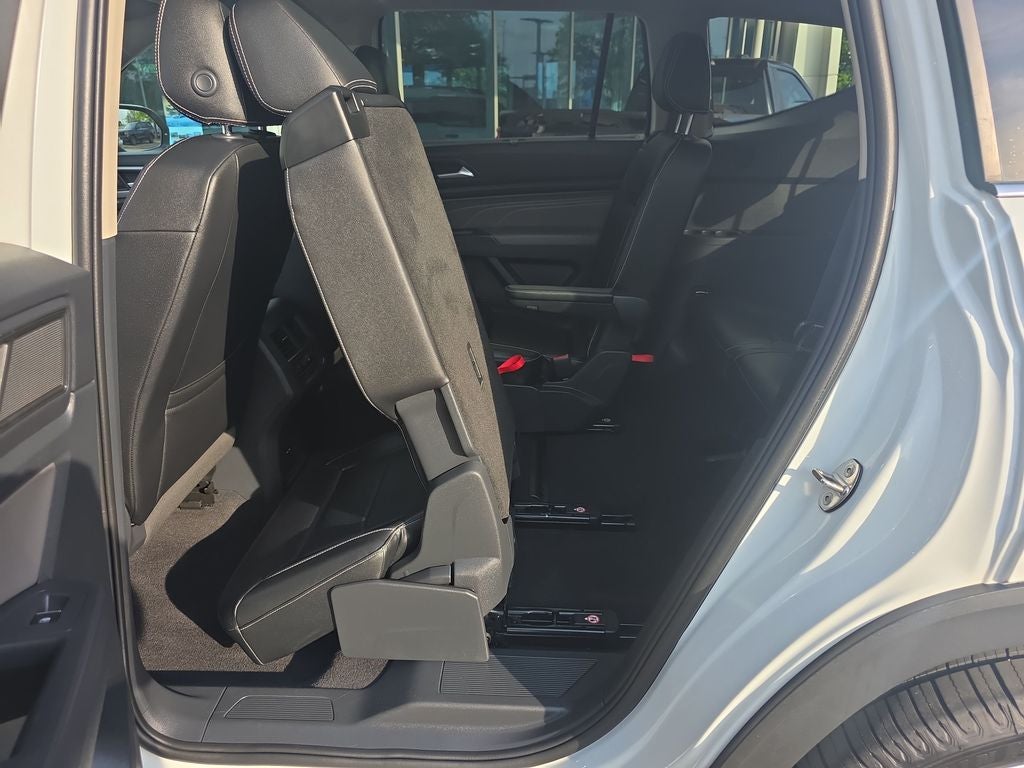 2021 Volkswagen Atlas 3.6L V6 SE w/Technology