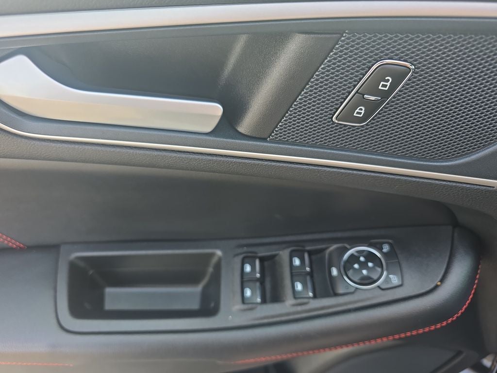2023 Ford Edge ST Line