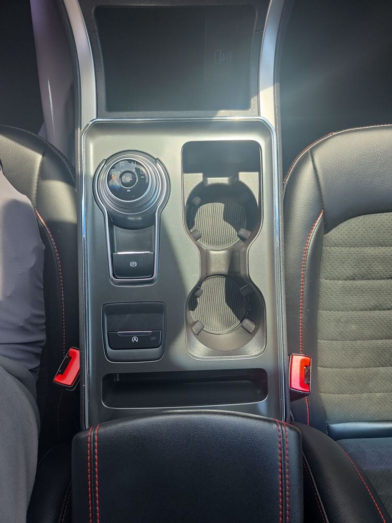2023 Ford Edge ST Line