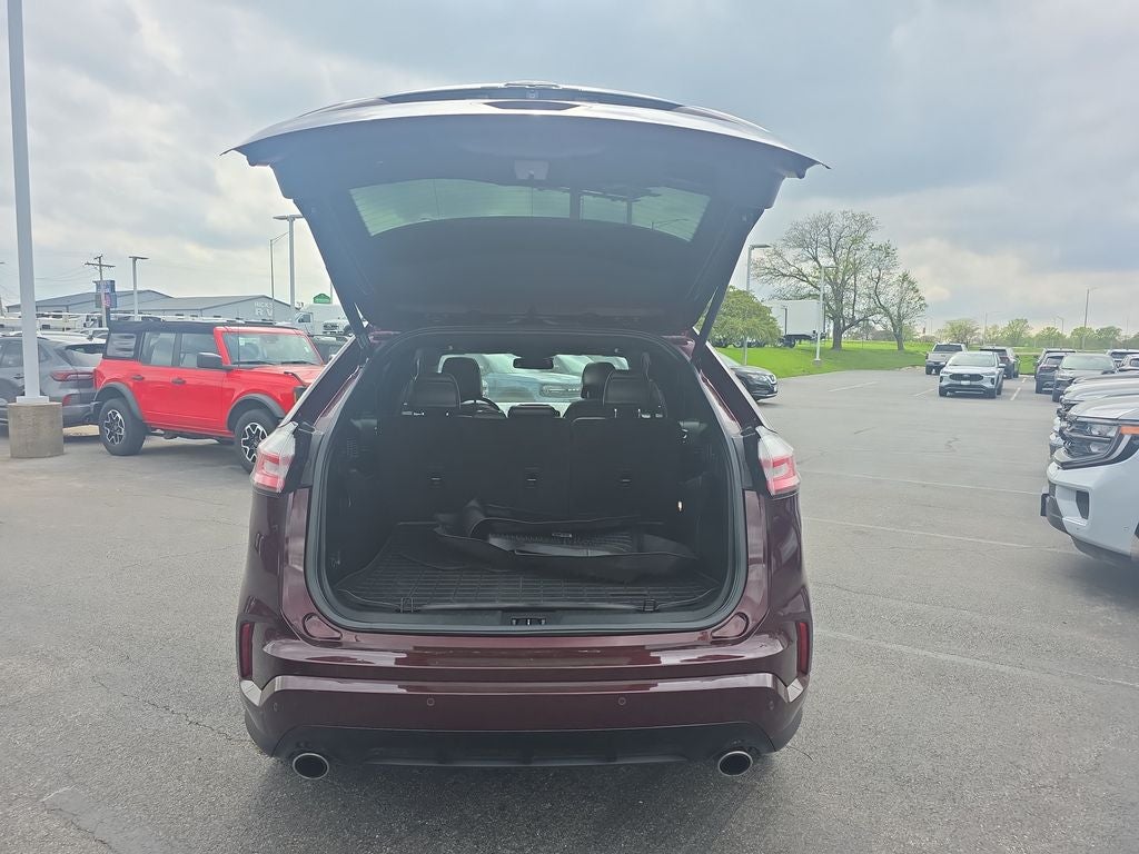 2021 Ford Edge ST Line
