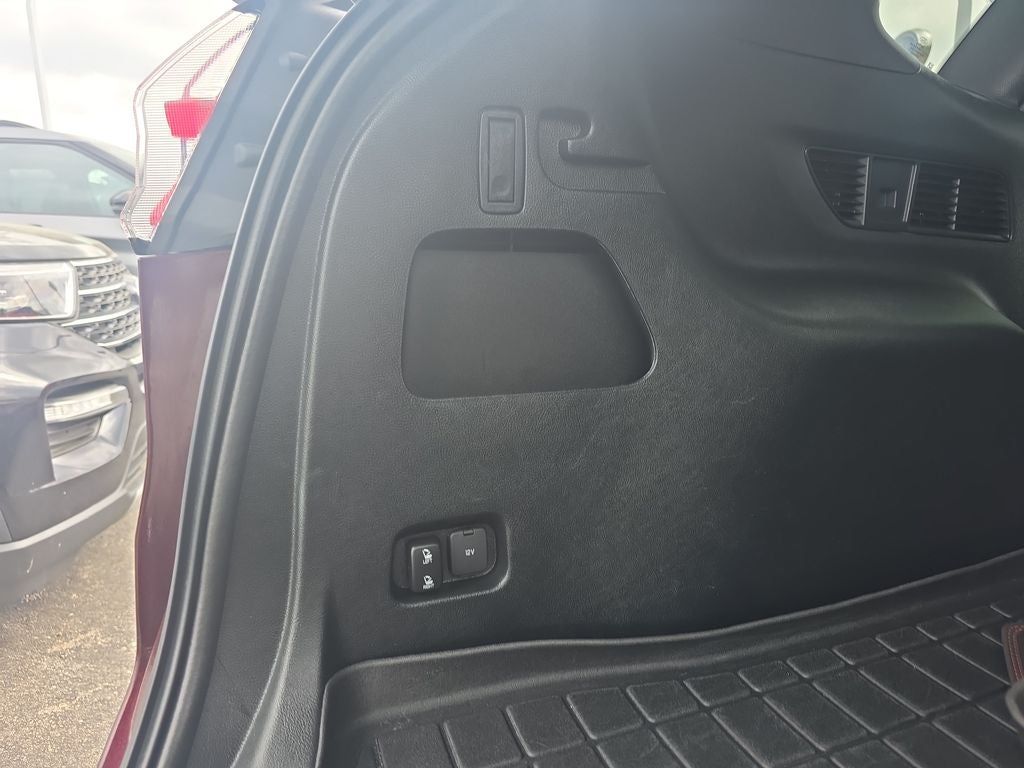 2021 Ford Edge ST Line