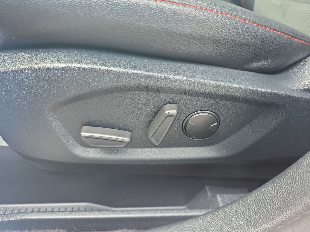 2021 Ford Edge ST Line