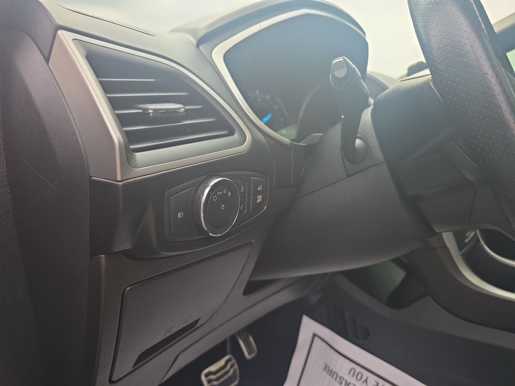 2021 Ford Edge ST Line