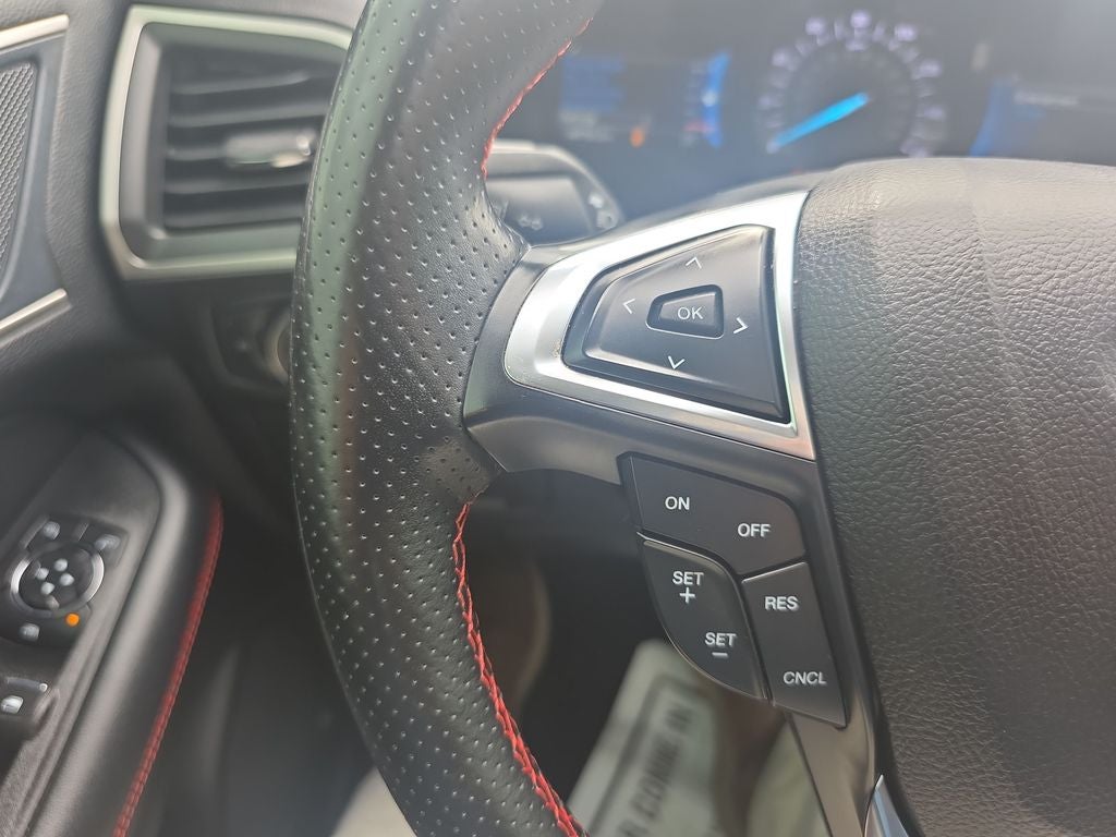 2021 Ford Edge ST Line
