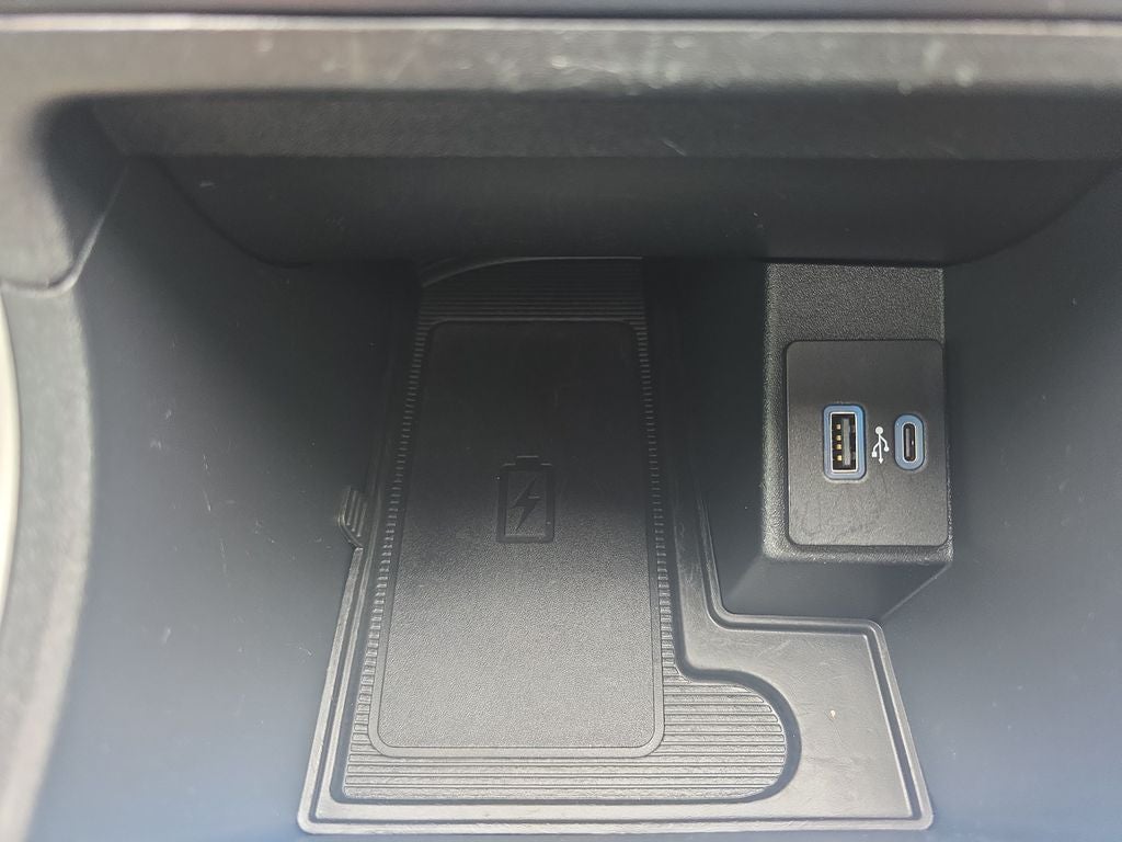 2021 Ford Edge ST Line
