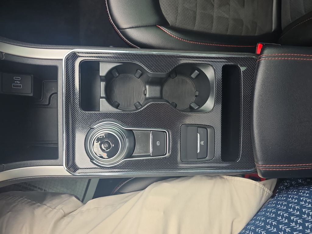 2021 Ford Edge ST Line