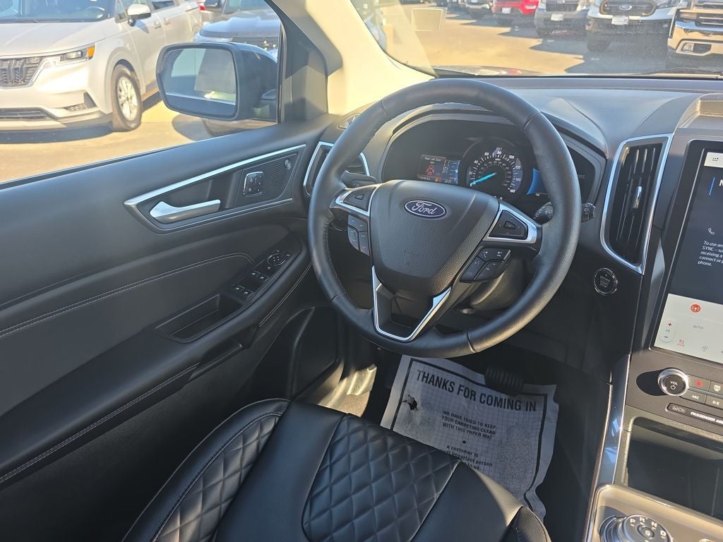 2024 Ford Edge Titanium