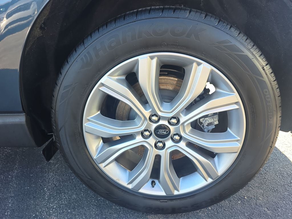 2024 Ford Edge Titanium