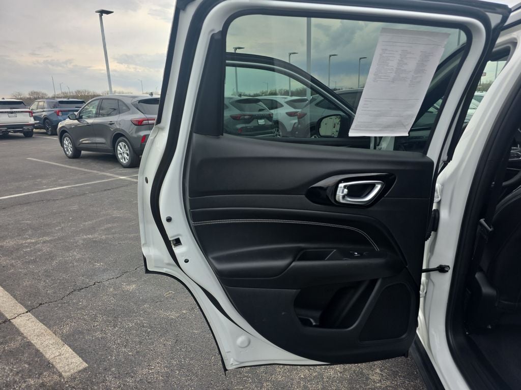 2022 Jeep Compass Altitude