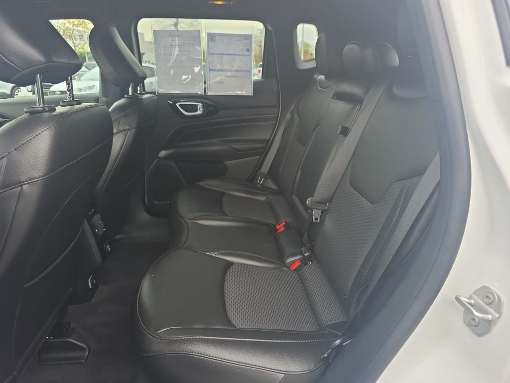 2022 Jeep Compass Altitude