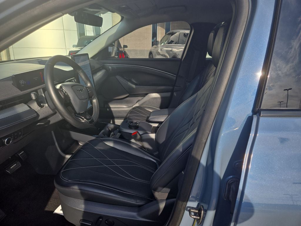 2023 Ford Mustang Mach-E Select