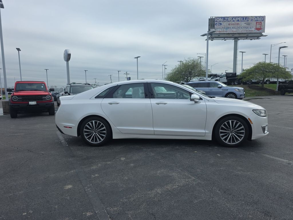 2018 Lincoln MKZ Select