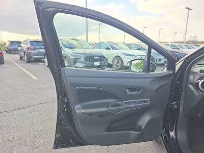 2024 Nissan Versa 1.6 SR