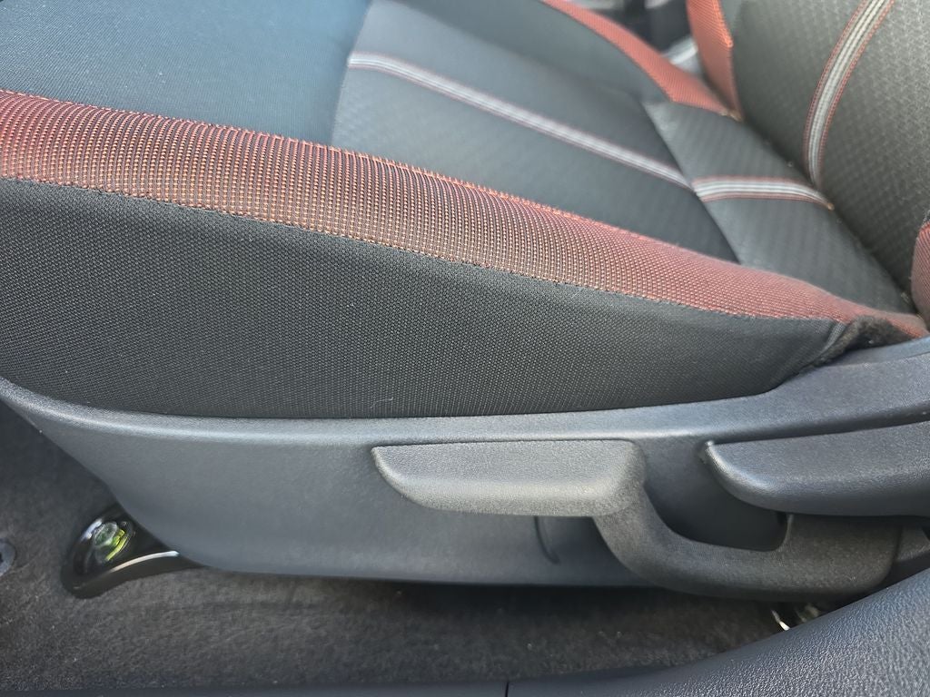 2024 Nissan Versa 1.6 SR