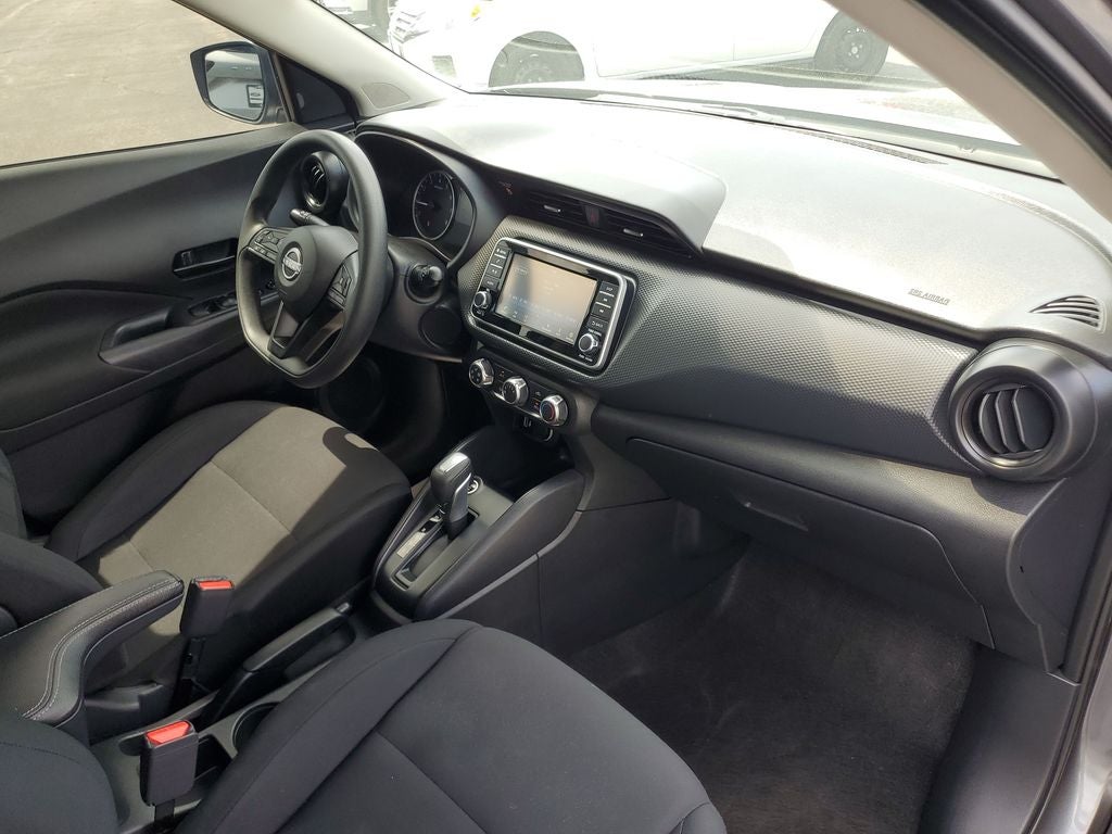 2023 Nissan Kicks S