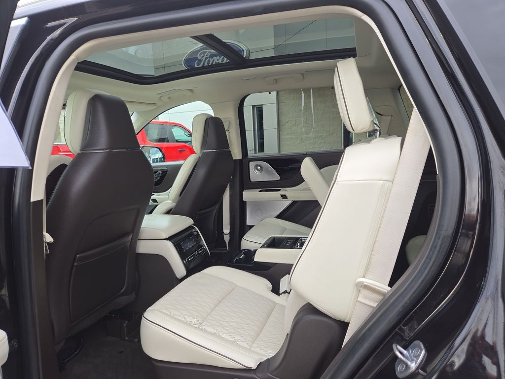 2022 Lincoln Aviator Black Label