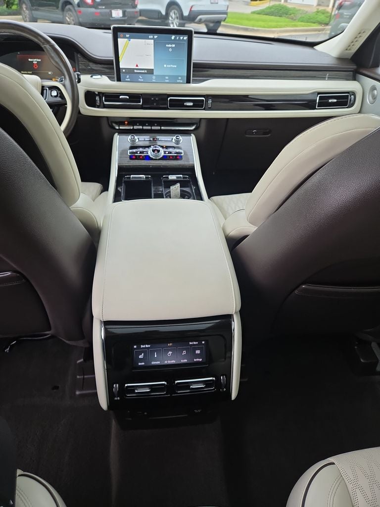2022 Lincoln Aviator Black Label