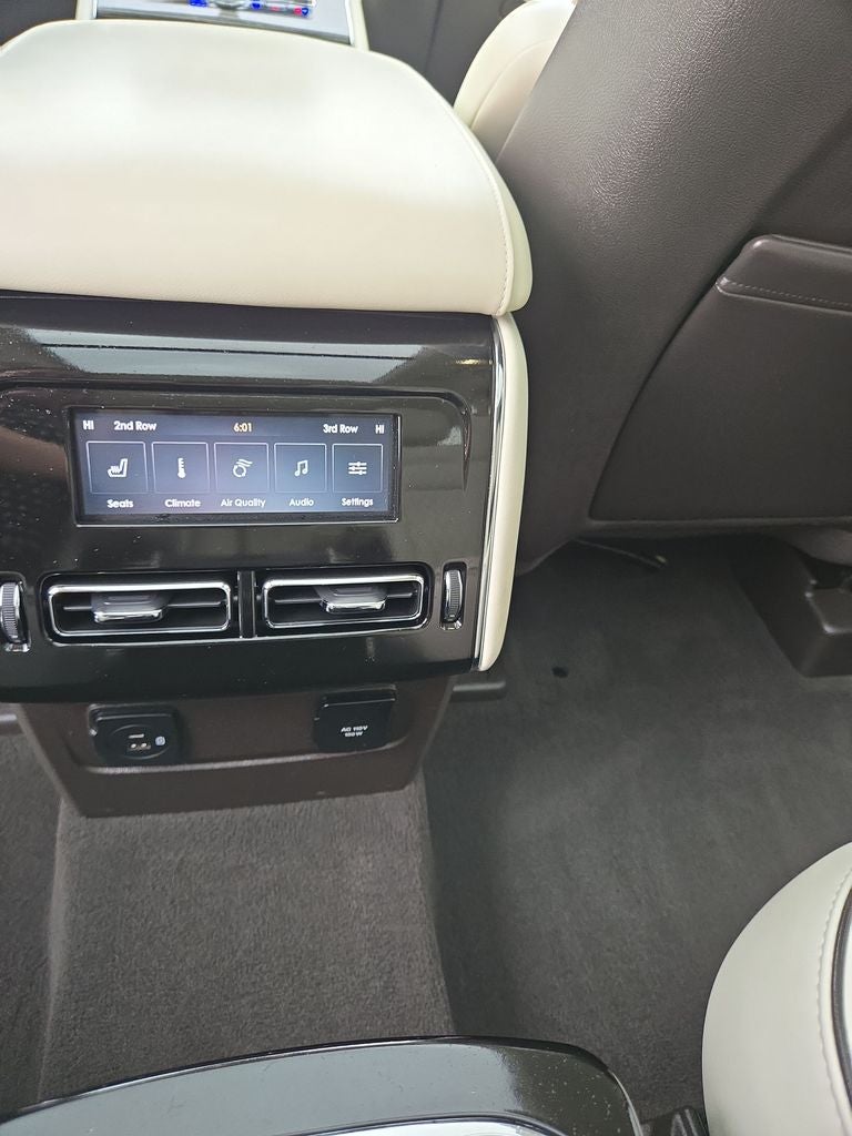 2022 Lincoln Aviator Black Label