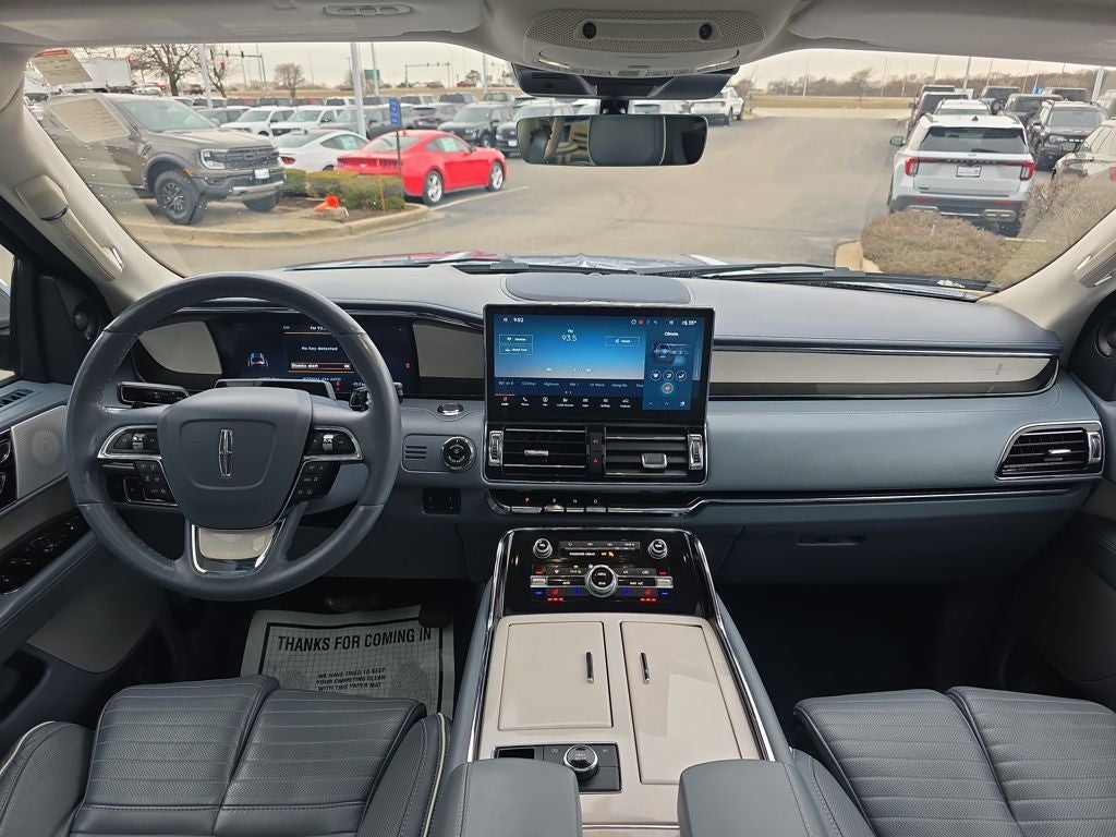 2022 Lincoln Navigator Black Label