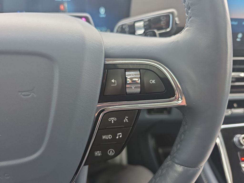 2022 Lincoln Navigator Black Label