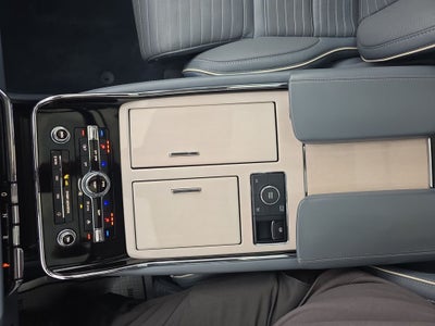 2022 Lincoln Navigator Black Label