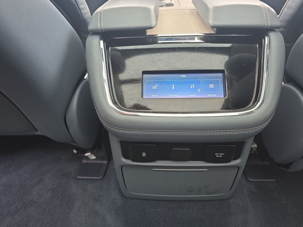 2022 Lincoln Navigator Black Label