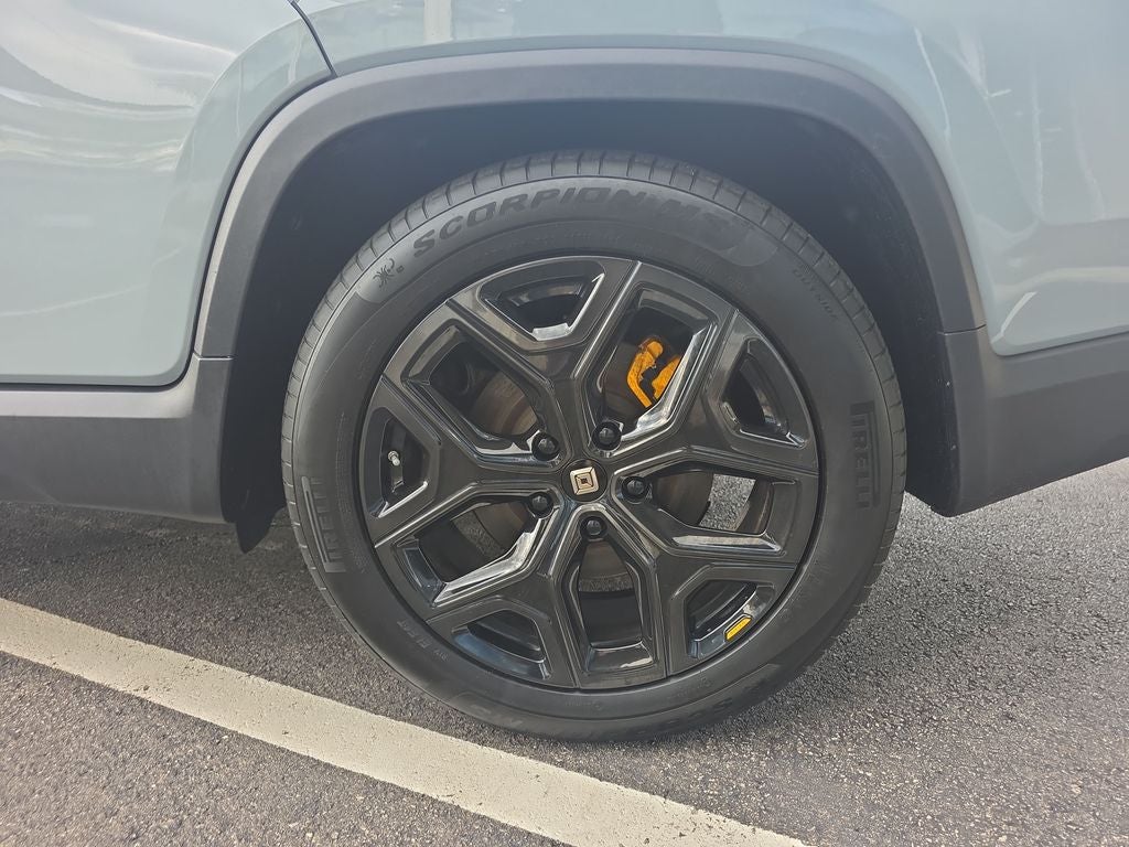 2022 Rivian R1T Adventure