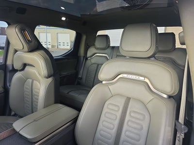 2022 Rivian R1T Adventure