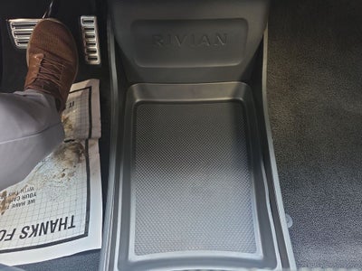 2022 Rivian R1T Adventure