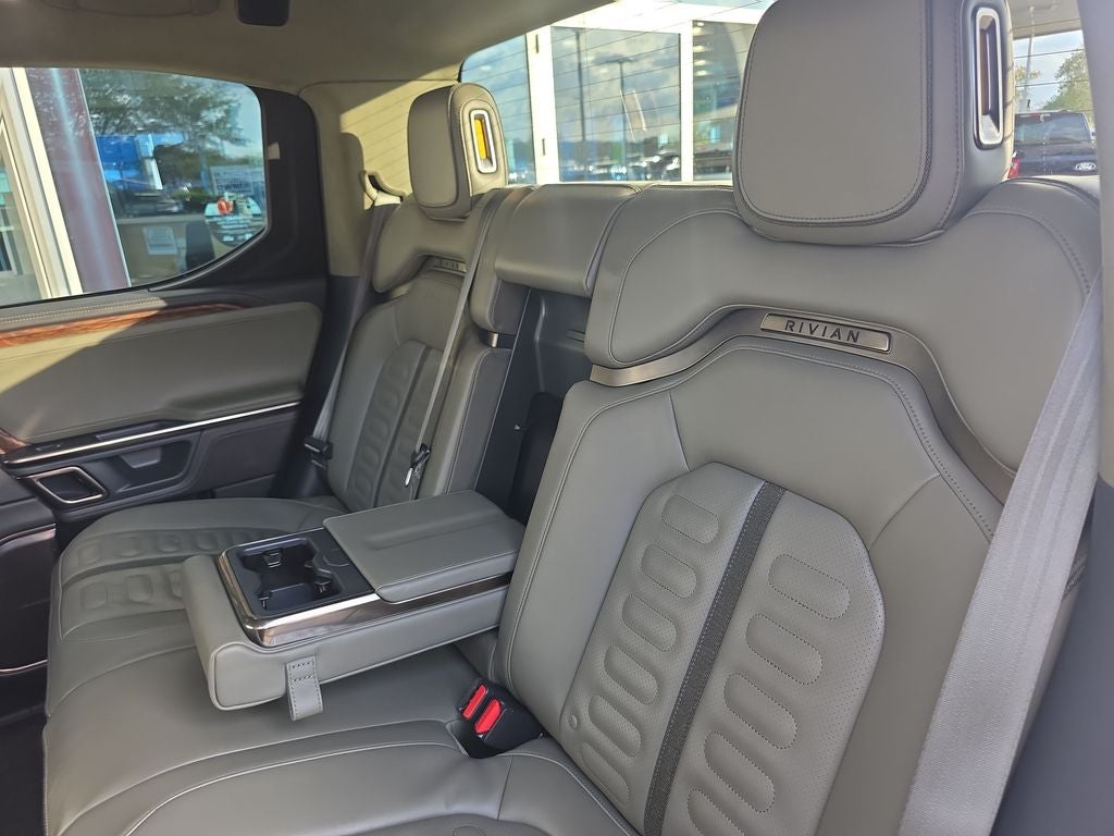 2022 Rivian R1T Adventure