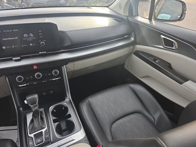 2023 Kia Carnival LX