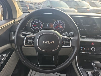2023 Kia Carnival LX