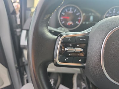 2023 Kia Carnival LX