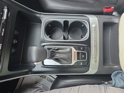 2023 Kia Carnival LX