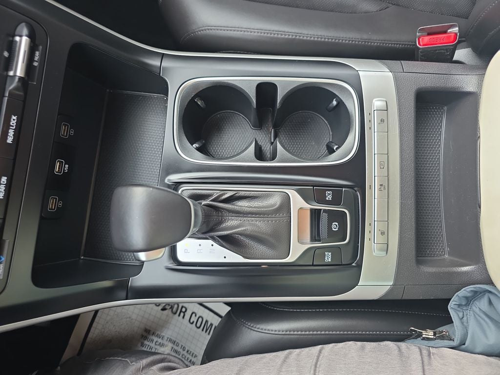 2023 Kia Carnival LX